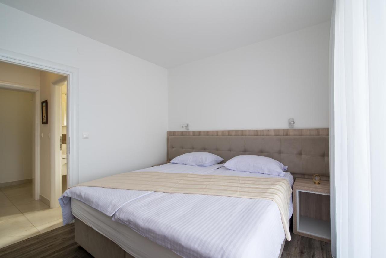 Apartments & Rooms Lavanda Malinska Luaran gambar