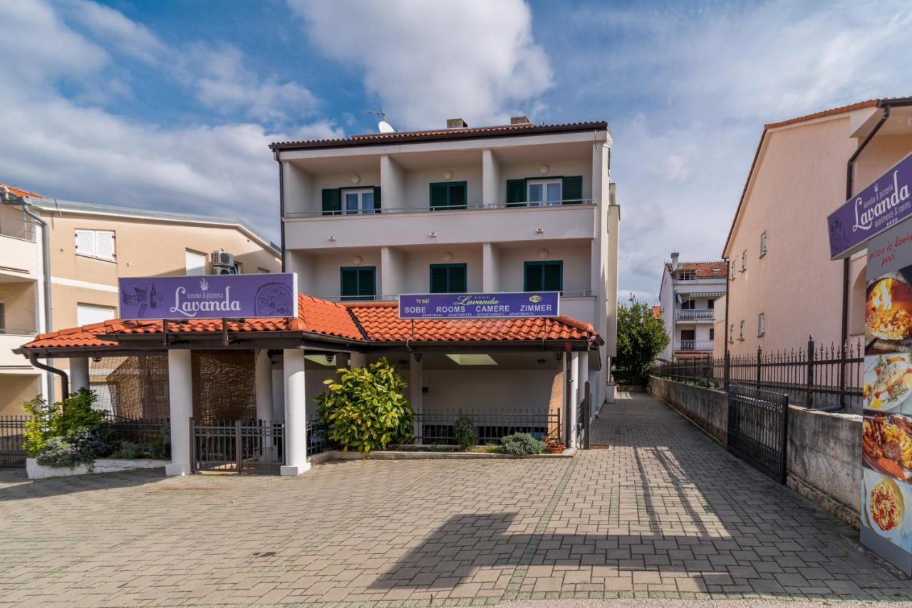 Apartments & Rooms Lavanda Malinska Luaran gambar